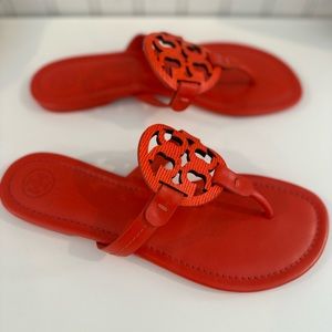 Tory Burch EUC Miller size 8 red